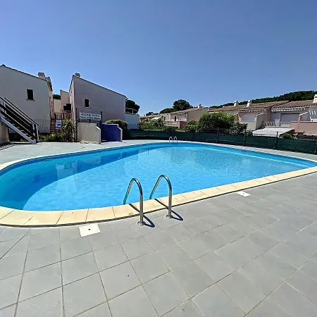 Rénové Confort Avec Piscine Appartamento